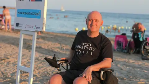 La Plataforma en Defensa de la Ley de Dependencia de Elche sobre el estado de las sillas anfibias de las playas de Santa Pola: ‘Ángel Piedecausa falta a la verdad’ La Plataforma en Defensa de la Ley de Dependencia de Elche sobre el estado de las sillas anfibias de las playas de Santa Pola: ‘Ángel Piedecausa falta a la verdad’