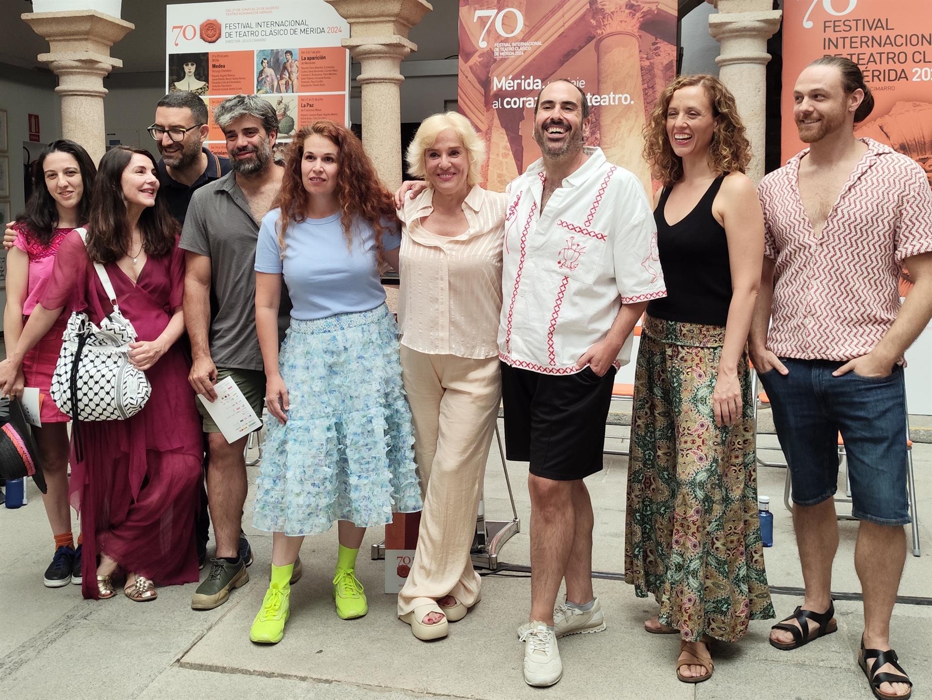 "La adivina" Tiresias encarnada por Anabel Alonso buscará la verdad en el Festival de Mérida a partir del miércoles "La adivina" Tiresias encarnada por Anabel Alonso buscará la verdad en el Festival de Mérida a partir del miércoles