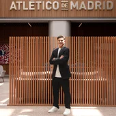Julián Alvarez: "Voy a esforzarme al máximo para ganar con esta camiseta" Julián Alvarez: "Voy a esforzarme al máximo para ganar con esta camiseta"
