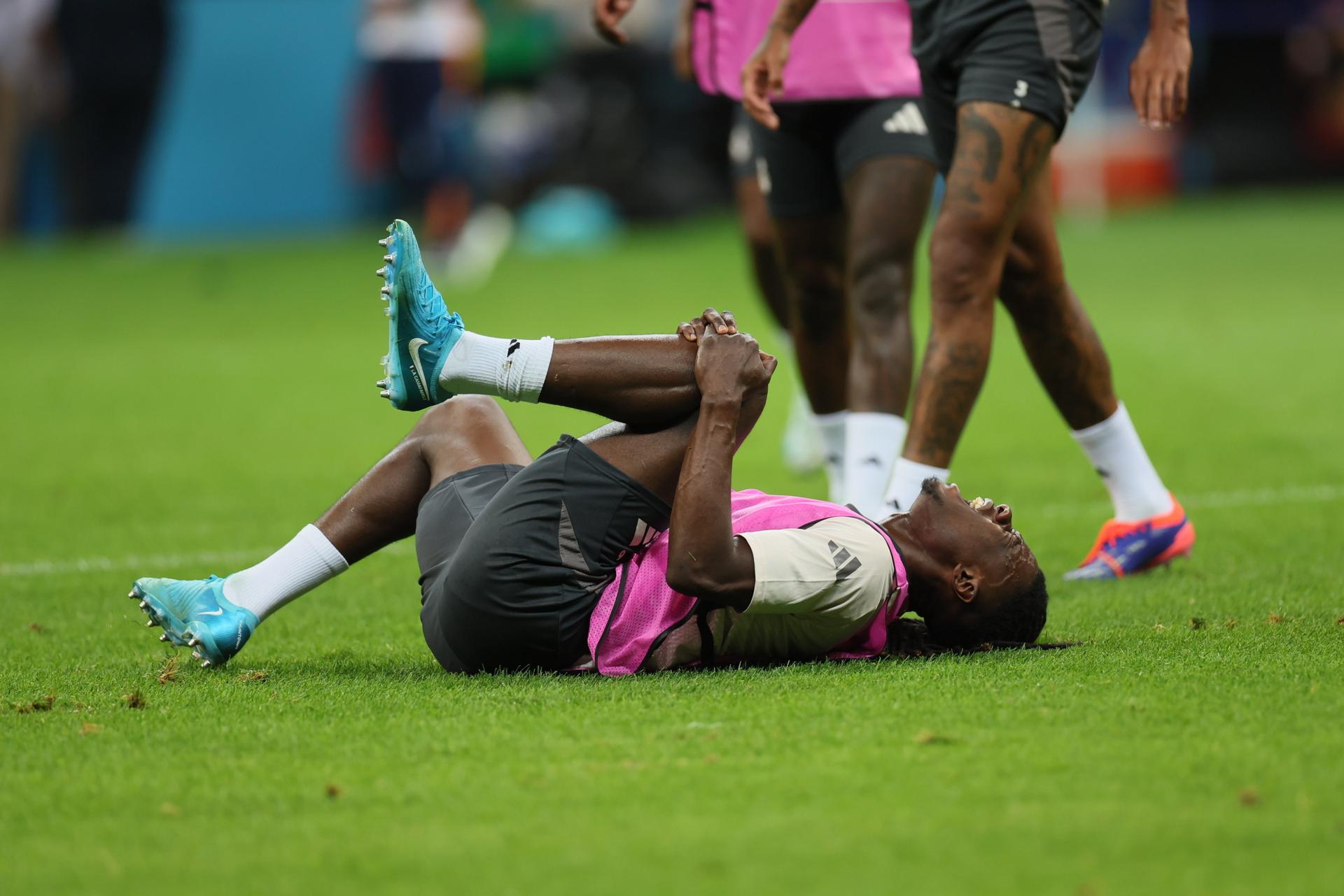 Camavinga sufre un esguince del ligamento colateral interno y podría estar de baja entre seis y ocho semanas Camavinga sufre un esguince del ligamento colateral interno y podría estar de baja entre seis y ocho semanas
