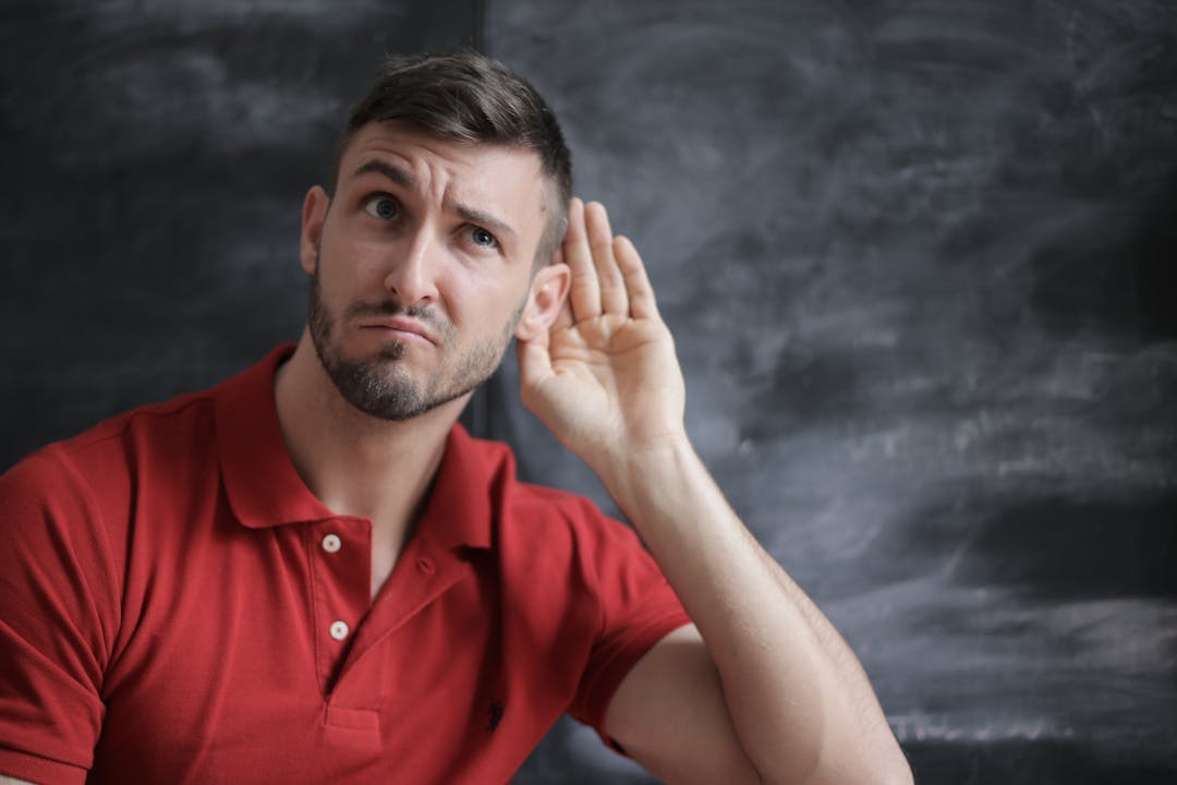 "Oigo, pero no entiendo": Causas y señales de la pérdida de audición "Oigo, pero no entiendo": Causas y señales de la pérdida de audición