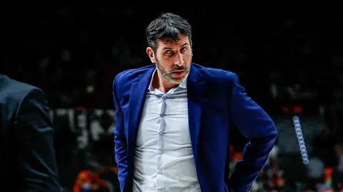 Alex Mumbrú será el nuevo entrenador de la selección alemana Alex Mumbrú será el nuevo entrenador de la selección alemana
