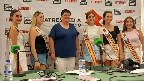 Reina i Dames d'Honor 2024 de La Nucia. Reina i Dames d'Honor 2024 de La Nucia.