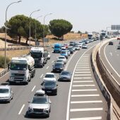 Atasco en la A49 en sentido Huelva a la altura del municipio de Benacazón, imagen de archivo. - ROCÍO RUZ / EUROPA PRESS
