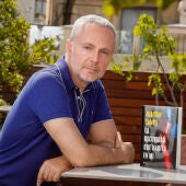 Joaquín Camps, autor de 'La oscuridad que habita en mí'