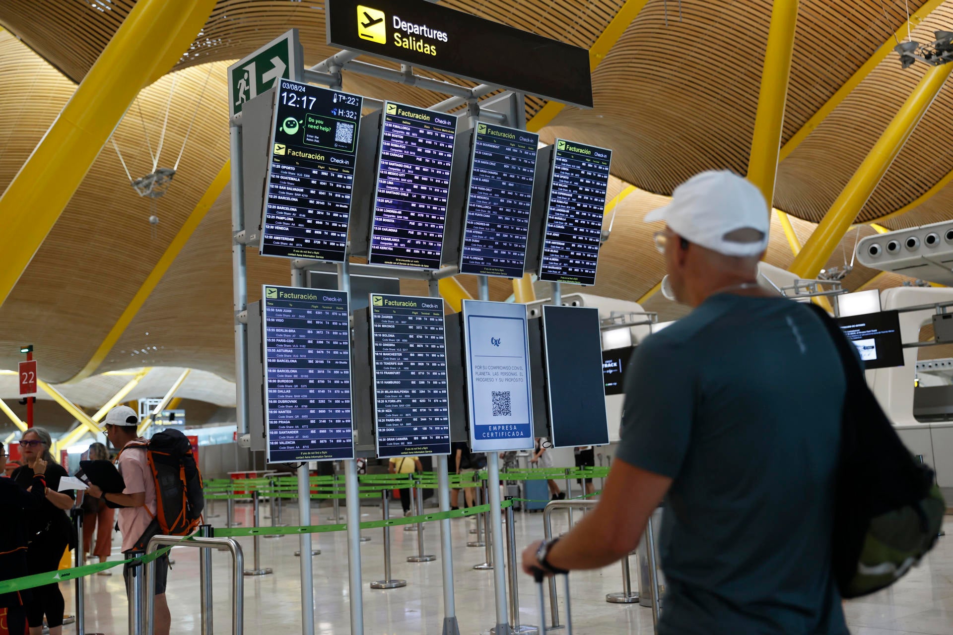 Casi el 18% de los trabajadores españoles no puede costearse una semana de vacaciones Casi el 18% de los trabajadores españoles no puede costearse una semana de vacaciones
