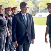 Salvador Illa, durante su primera visita oficial a la sede central de los Mossos d'Esquadra. Salvador Illa, durante su primera visita oficial a la sede central de los Mossos d'Esquadra.