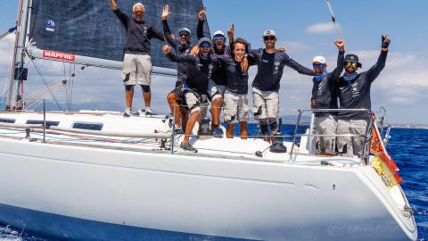 La embarcaci&oacute;n 'Fala Pouco' del Real Club N&aacute;utico de Torrevieja triunfa en la Copa del Rey de Vela