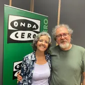 Juan José Llorens junto a Lola Torrent en Onda Cero Alicante Juan José Llorens junto a Lola Torrent en Onda Cero Alicante