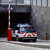 Un coche de los Mossos d’Esquadra entra en la Ciutat de la Justicia de Barcelona Un coche de los Mossos d’Esquadra entra en la Ciutat de la Justicia de Barcelona