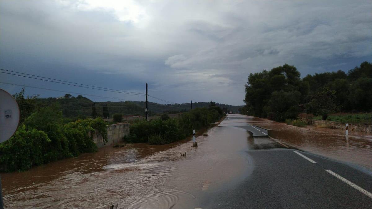 Estas son las carreteras cortadas en Menorca debido a la DANA Estas son las carreteras cortadas en Menorca debido a la DANA