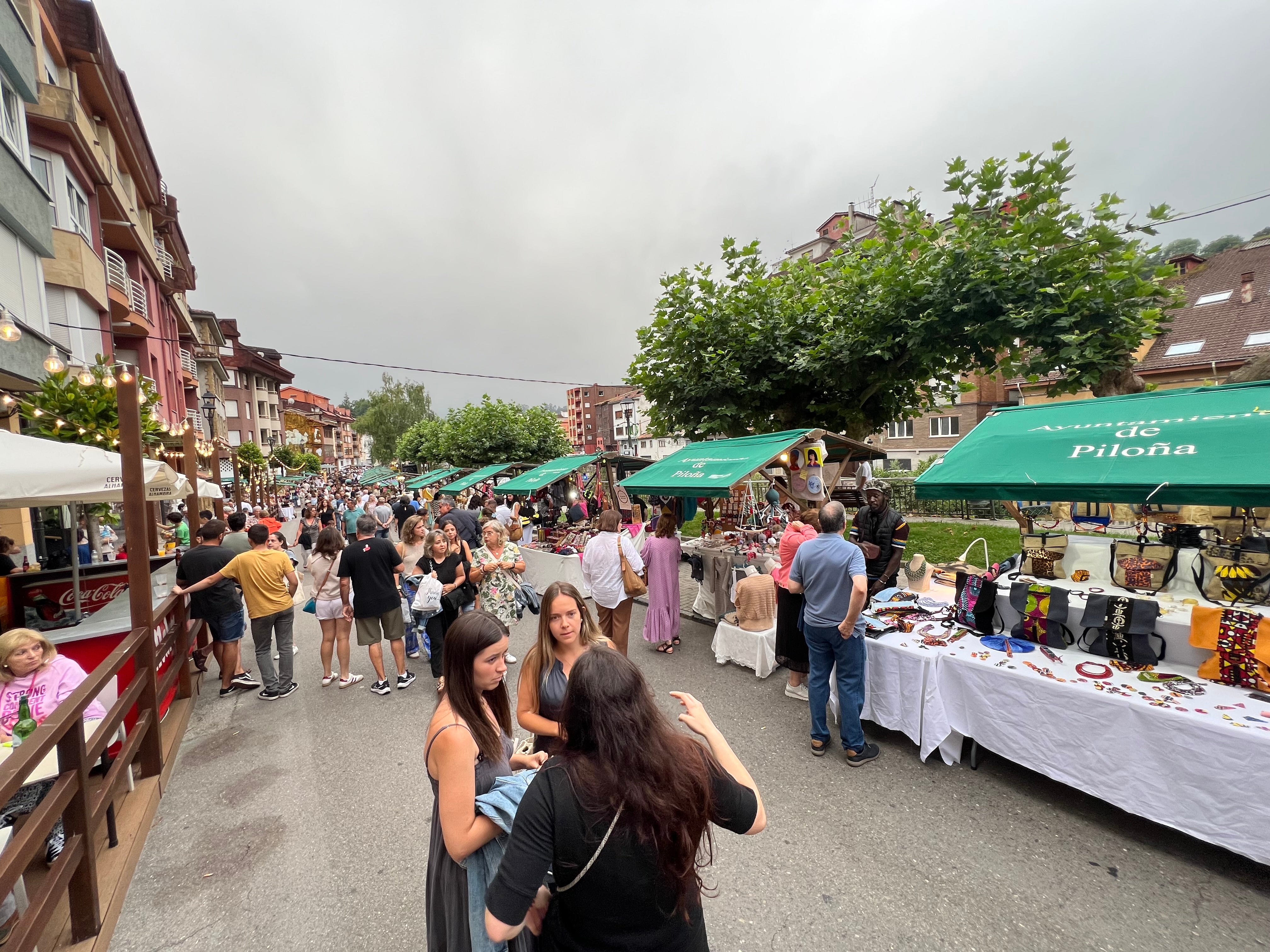 Más de Uno Asturias especial "10 años del Mercadillo del Agostiellu en Infiesto" Más de Uno Asturias especial "10 años del Mercadillo del Agostiellu en Infiesto"