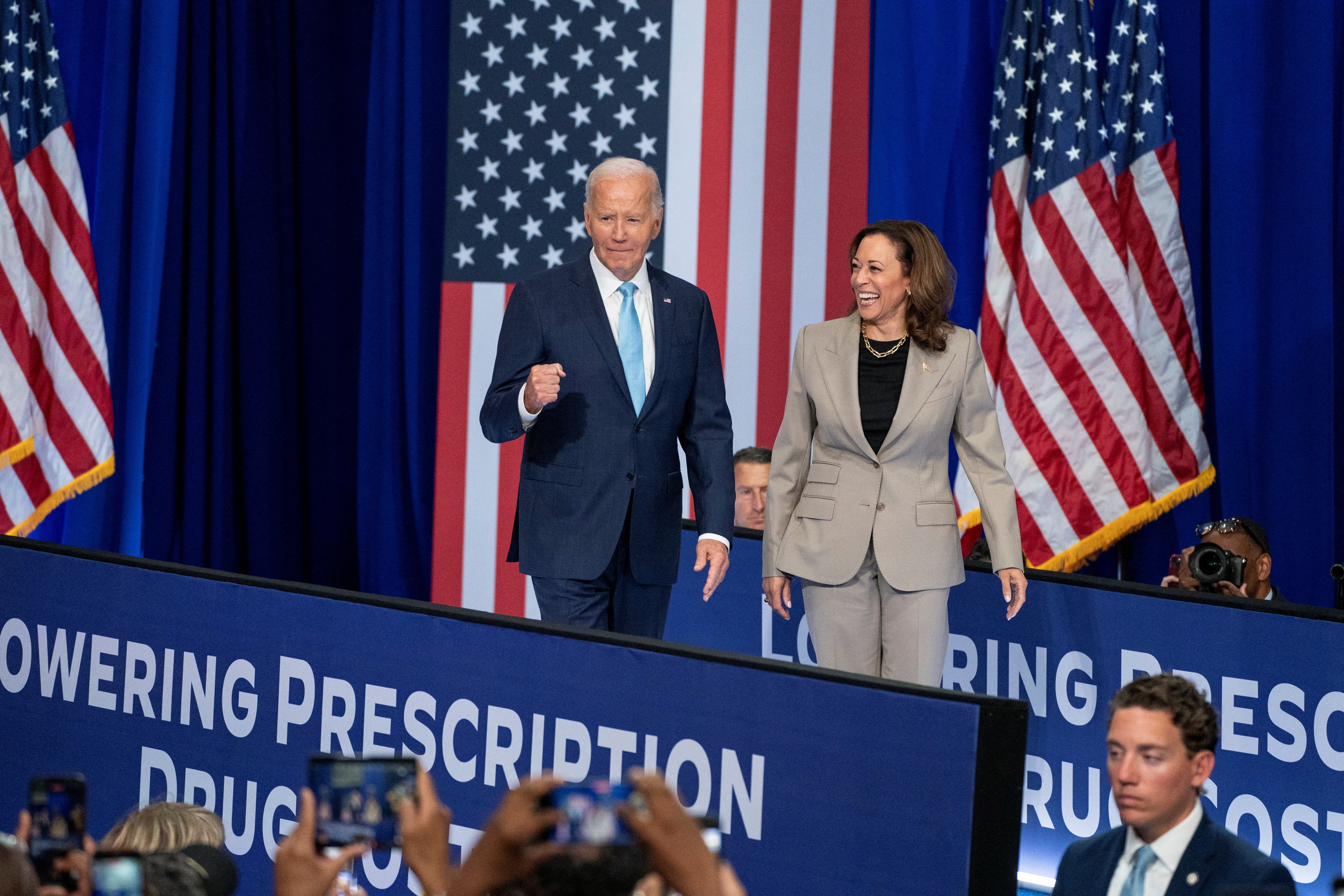 Biden proclama que Harris será "una extraordinaria presidenta" en su primer mitin juntos Biden proclama que Harris será "una extraordinaria presidenta" en su primer mitin juntos