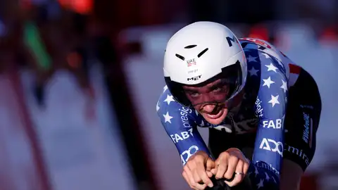 McNulty brilla en la contrarreloj y se convierte en el primer maillot rojo de La Vuelta McNulty brilla en la contrarreloj y se convierte en el primer maillot rojo de La Vuelta
