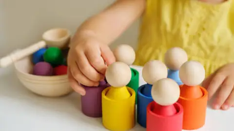 ONDA CERO ALMERIA Los gastos de guarderia que te puedes deducir en la Renta