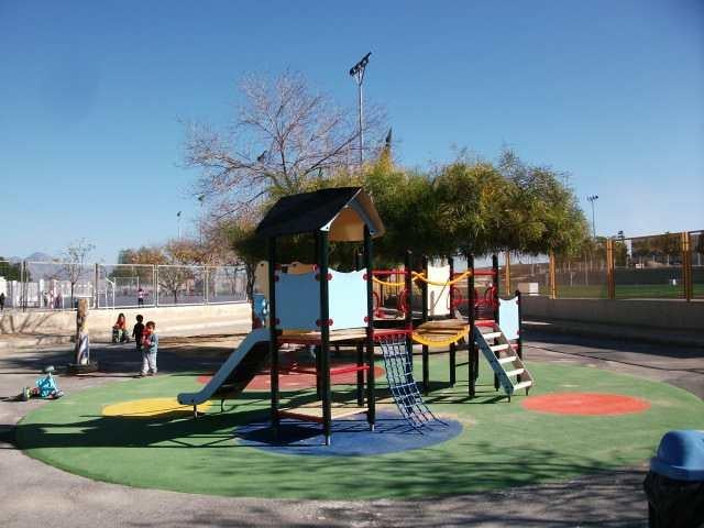 Alicante se pone guapa para afrontar el curso escolar Alicante se pone guapa para afrontar el curso escolar