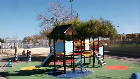 Alicante se pone guapa para afrontar el curso escolar Alicante se pone guapa para afrontar el curso escolar