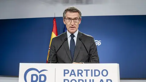 El presidente del Partido Popular, Alberto Núñez Feijóo, en una rueda de prensa. El presidente del Partido Popular, Alberto Núñez Feijóo, en una rueda de prensa.