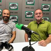 Joan Segovia, marinero de la embarcación del parque natural; y José Santamaría, técnico 
