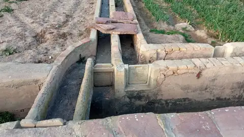 Acequias en la huerta del entorno de València acequias