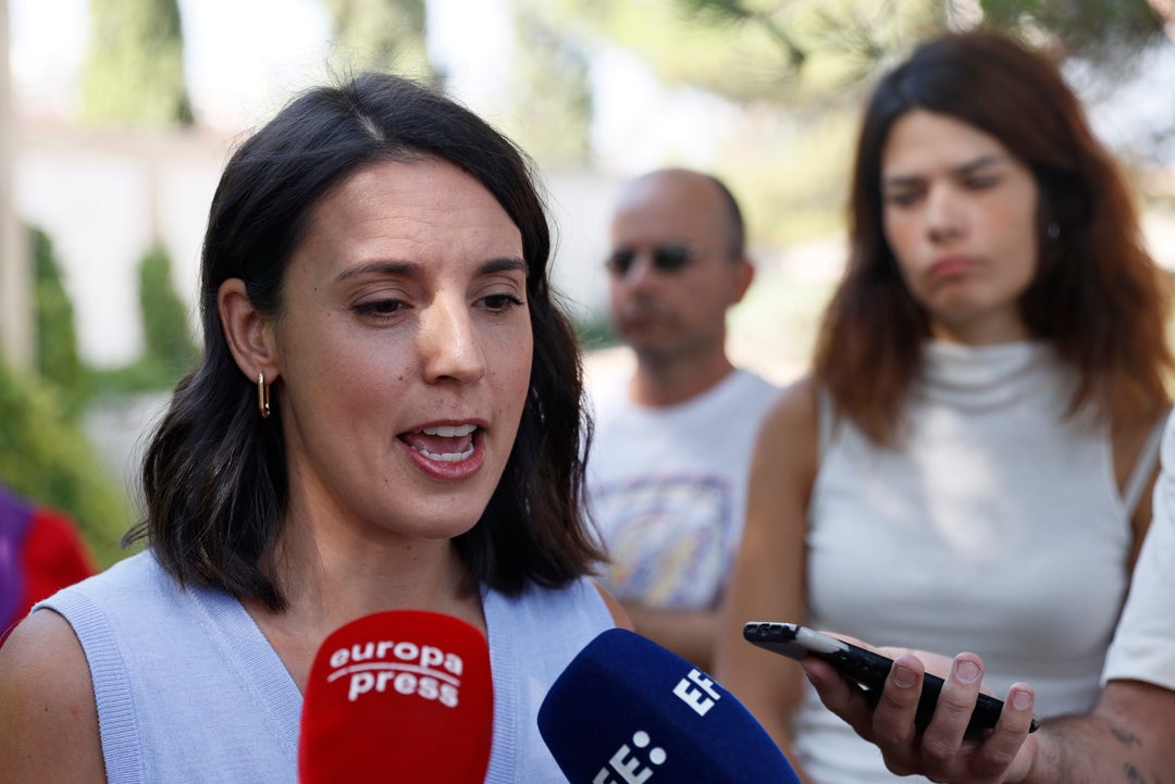 Irene Montero pide que "nadie guarde silencio" ante la violencia machista en "un verano muy difícil" Irene Montero pide que "nadie guarde silencio" ante la violencia machista en "un verano muy difícil"