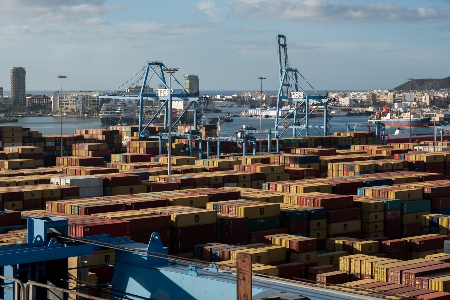 La autovía, alternativa durante las obras de la línea Zaragoza-Teruel-Sagunto La autovía, alternativa durante las obras de la línea Zaragoza-Teruel-Sagunto