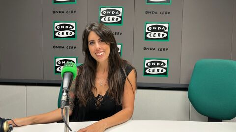 La actriz de Castell&oacute;n, Lidia Bartolom&eacute;, en los estudios de Onda Cero Castell&oacute;n. 