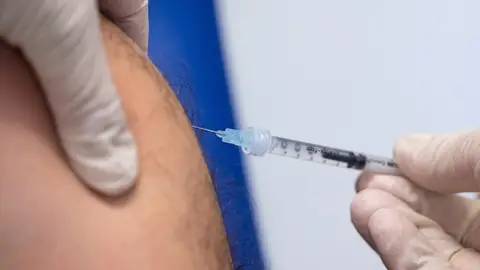 La Unión Europea aborda este lunes medidas ante la emergencia sanitaria por la viruela del mon La Unión Europea aborda este lunes medidas ante la emergencia sanitaria por la viruela del mon