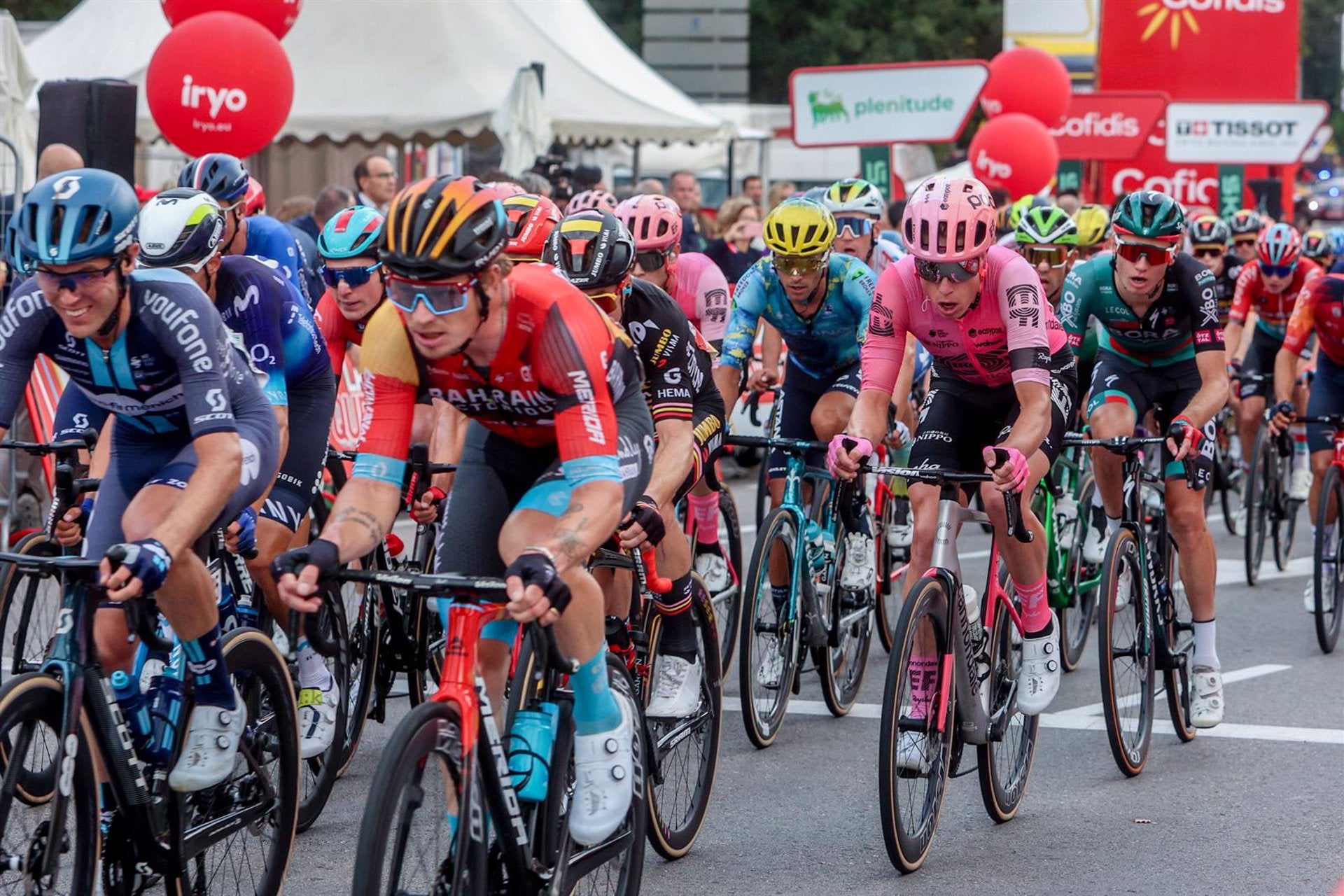La Vuelta Ciclista dejará 250.000 euros, la ocupación de 3.000 plazas de hotel y reforzará la imagen de Sevilla La Vuelta Ciclista dejará 250.000 euros, la ocupación de 3.000 plazas de hotel y reforzará la imagen de Sevilla