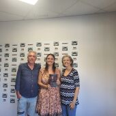 Manuel Avilés, Mariana Vernieri y Lola Torrent