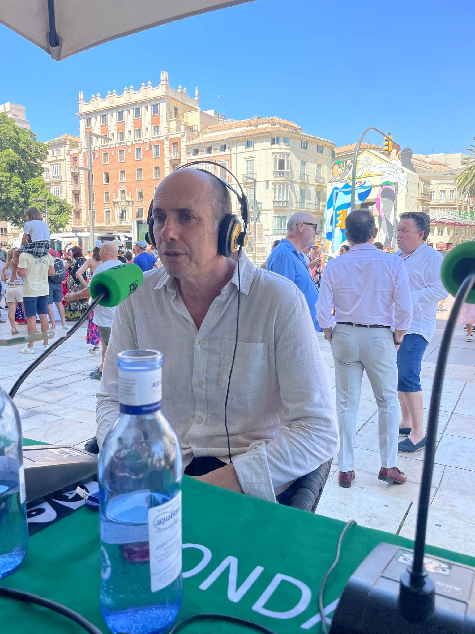 Rodrigo Bocanegra: ''Es envidiable estar en la feria y tener un coro cantando en directo'' Rodrigo Bocanegra: ''Es envidiable estar en la feria y tener un coro cantando en directo''