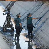 La Guardia Civil rastrea el canal de Mocejón