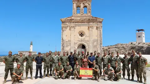 Robles preside este miércoles el homenaje a los fallecidos en el accidente del Yak-42 Robles preside este miércoles el homenaje a los fallecidos en el accidente del Yak-42