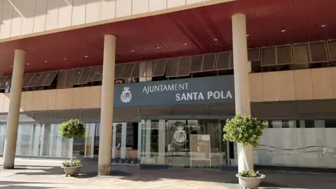El gobierno del PP de Santa Pola debe horas extra a los gtrabajo0dres del Ayuntamiento desde abril El gobierno del PP de Santa Pola debe horas extra a los gtrabajo0dres del Ayuntamiento desde abril