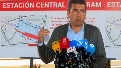 FGV formaliza la adjudicación de la Estación Central de Alicante del TRAM por 98,6 millones FGV formaliza la adjudicación de la Estación Central de Alicante del TRAM por 98,6 millones