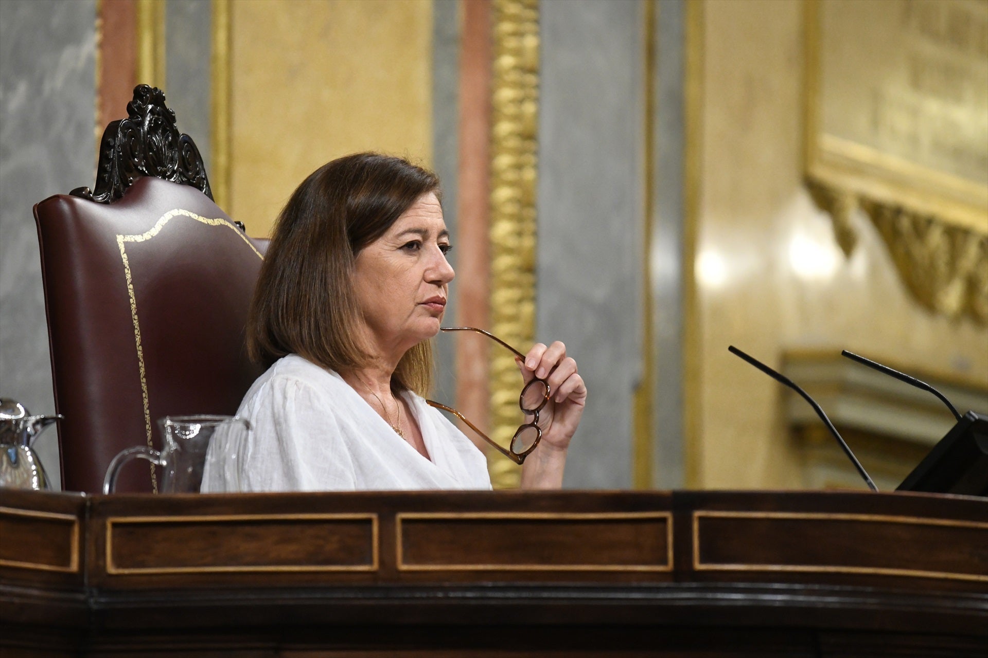 Armengol ve "normalizado" el uso de las lenguas cooficiales en el Congreso y cree que perdurarán Armengol ve "normalizado" el uso de las lenguas cooficiales en el Congreso y cree que perdurarán