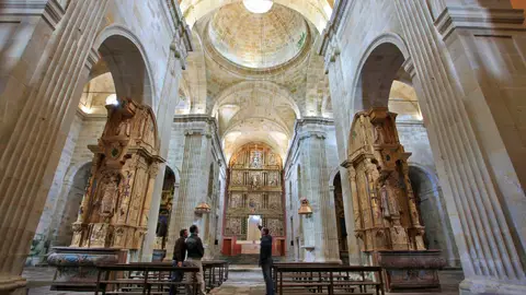 Mosteiro Sta. María Montederramo (Ourense) Mosteiro Sta. María Montederramo (Ourense)