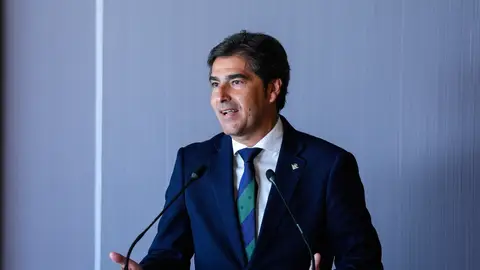 Haro: "A Vitor Roque le ilusiona venir al Betis" Haro: "A Vitor Roque le ilusiona venir al Betis"