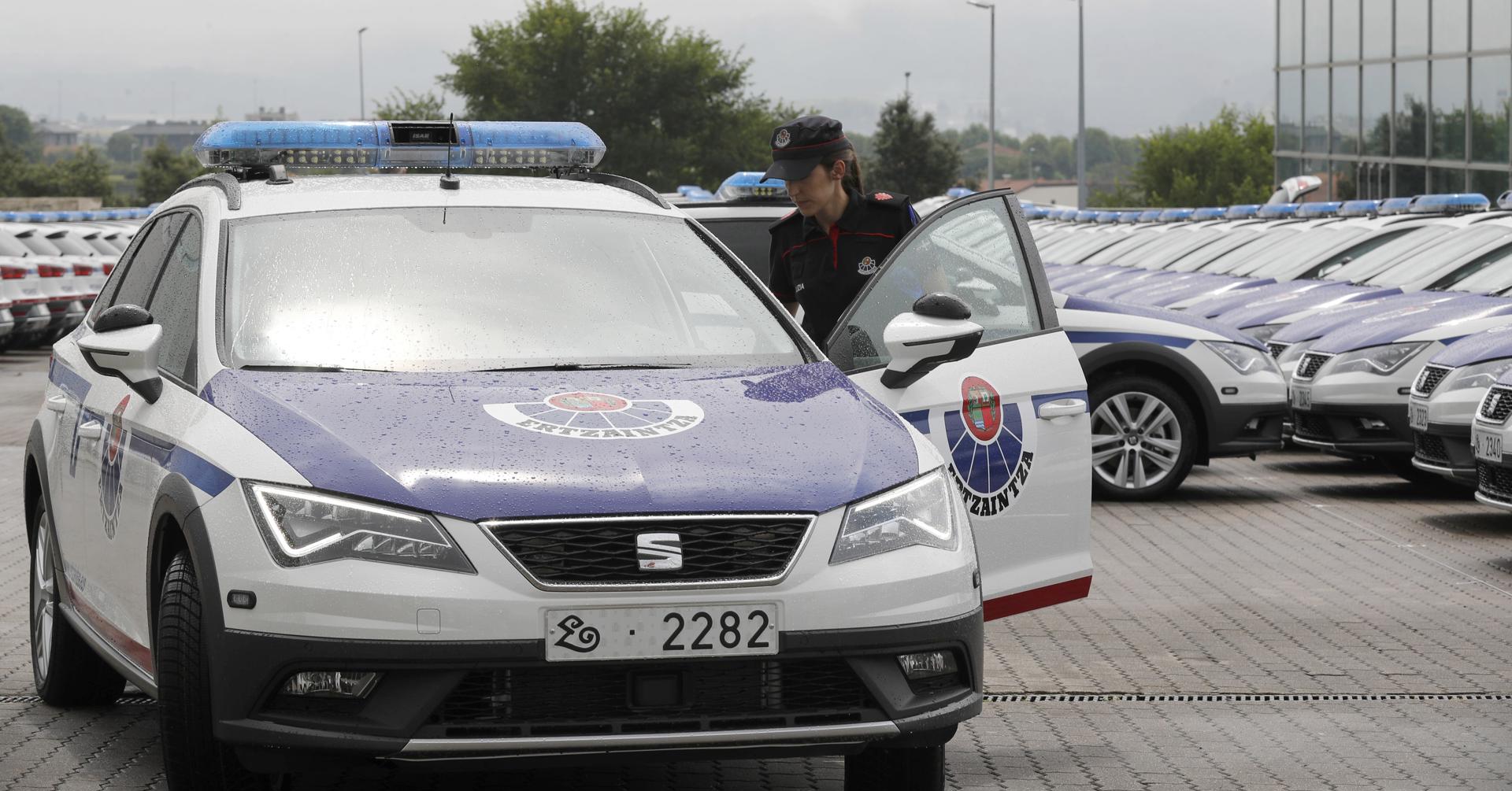44 identificados en un dispositivo en Vitoria ante una posible cita de bandas juveniles 44 identificados en un dispositivo en Vitoria ante una posible cita de bandas juveniles