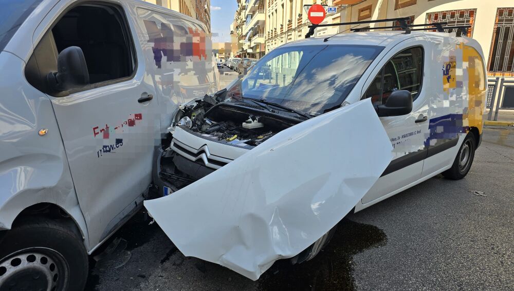 Accidente de tráfico ocurrido en la calle Alarcos.