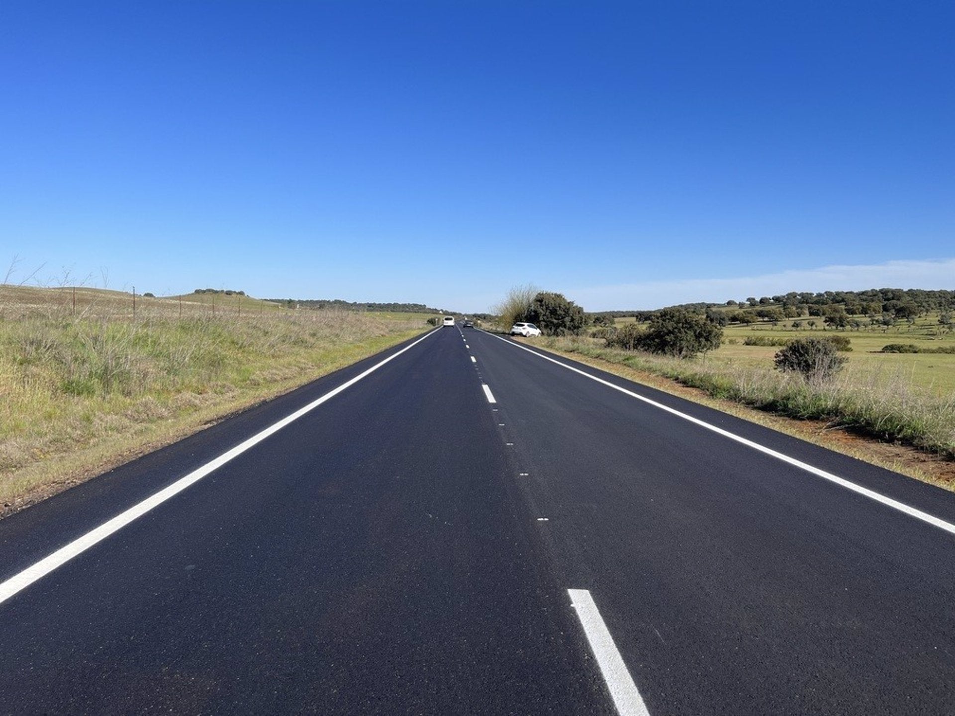 La rehabilitación del firme de la A-5 en la provincia de Badajoz seguirá afectando al tráfico hasta el 5 de septiembre La rehabilitación del firme de la A-5 en la provincia de Badajoz seguirá afectando al tráfico hasta el 5 de septiembre