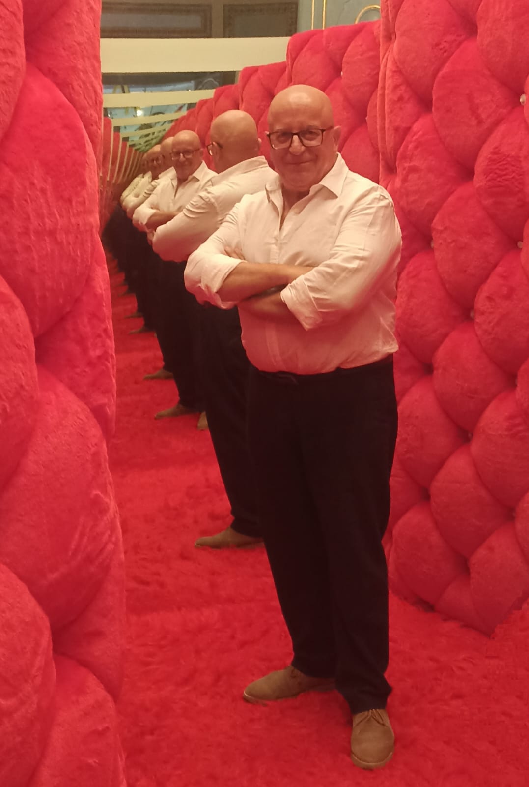 Más de 10.000 personas han pasado este verano por el Palacio de Quintanar para visitar las exposiciones y los conciertos del Jardín de los Sentidos Más de 10.000 personas han pasado este verano por el Palacio de Quintanar para visitar las exposiciones y los conciertos del Jardín de los Sentidos