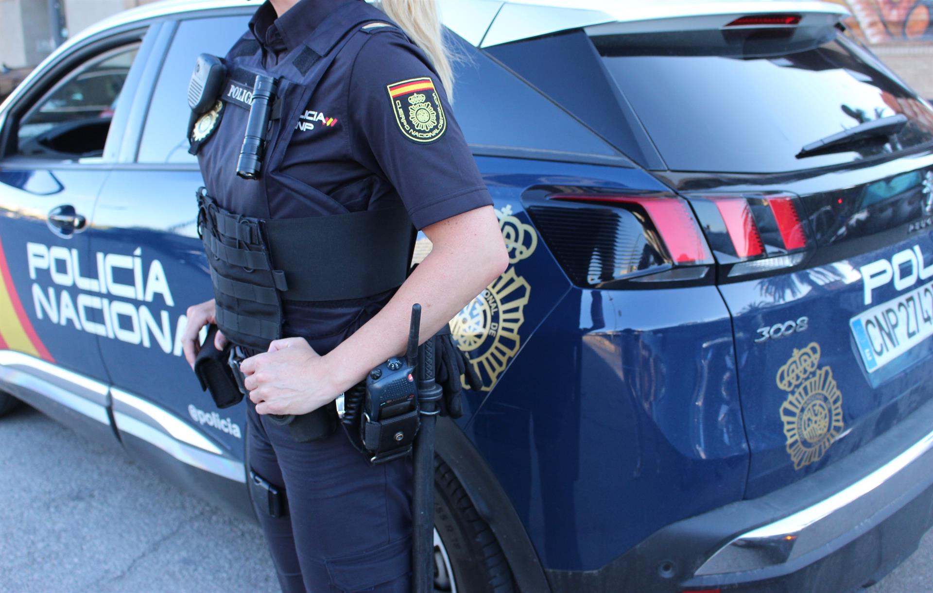 La Policía Nacional exige crear urgentemente en Ibiza un centro de atención temporal de extranjeros La Policía Nacional exige crear urgentemente en Ibiza un centro de atención temporal de extranjeros