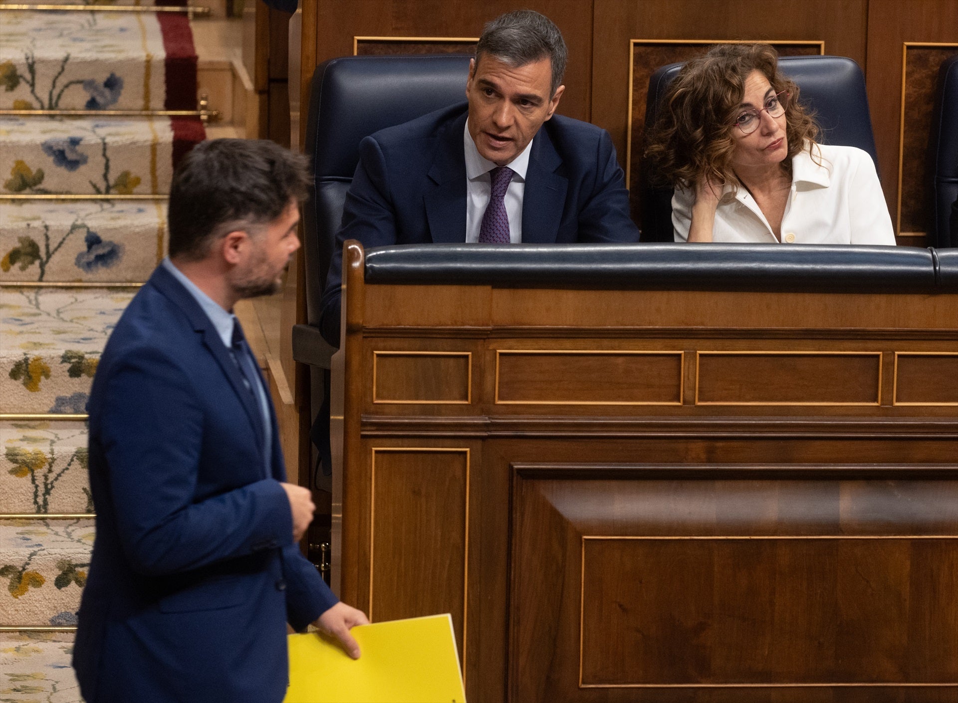 El PSOE respalda el paso dado por Rufián para "agitar el avispero" de la izquierda: "Necesitamos que se unan" El PSOE respalda el paso dado por Rufián para "agitar el avispero" de la izquierda: "Necesitamos que se unan"