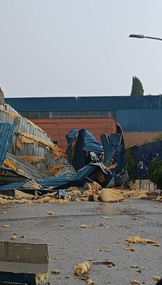 Pabellón deportivo de Castellar tras el paso del temporal