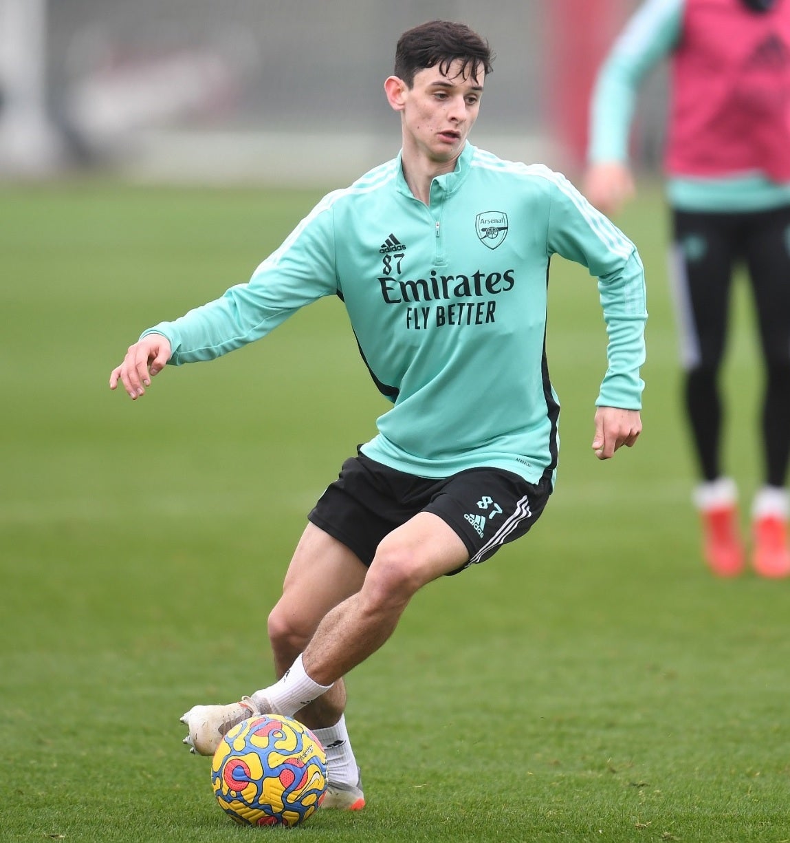 El Deportivo compra a Charlie Patiño al Arsenal y negocia la cesión de Martín Ochoa al CD Lugo El Deportivo compra a Charlie Patiño al Arsenal y negocia la cesión de Martín Ochoa al CD Lugo