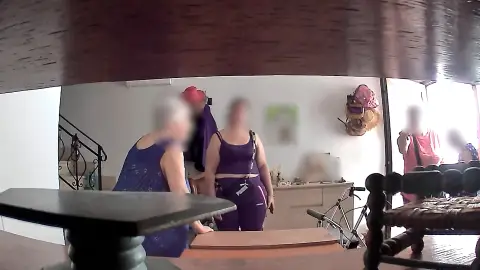 Las dos mujeres detenidas por la Guardia Civil de Novelda. Las dos mujeres detenidas por la Guardia Civil de Novelda.