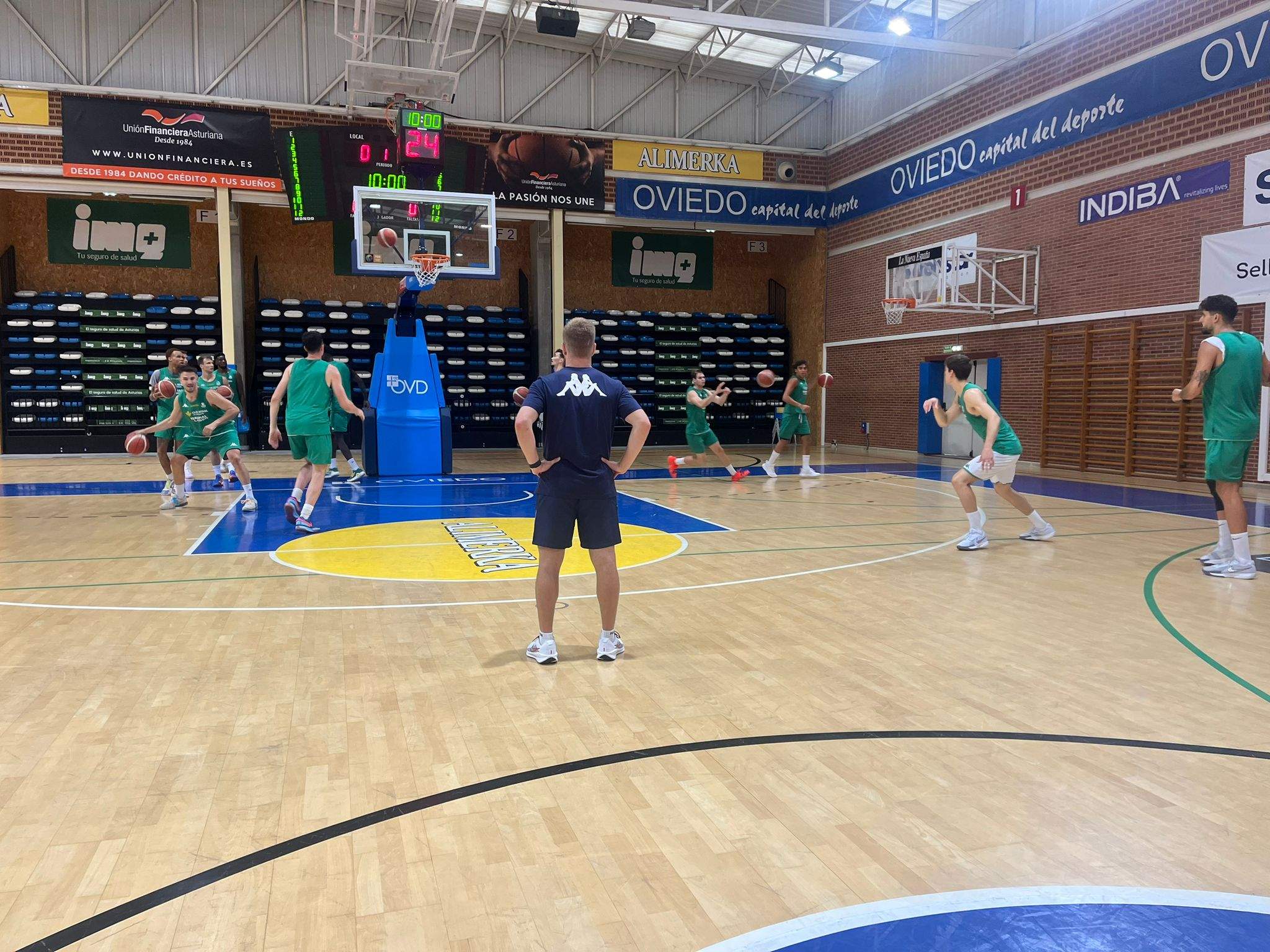 El Alimerka arranca sin renunciar a nada El Alimerka arranca sin renunciar a nada