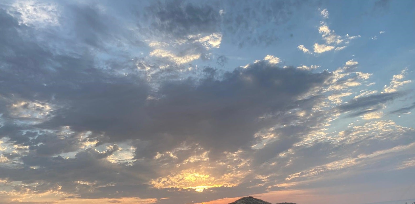 Alerta amarilla por tormentas en la zona norte de la Marina Baixa, aunque las temperaturas siguen en alza Alerta amarilla por tormentas en la zona norte de la Marina Baixa, aunque las temperaturas siguen en alza