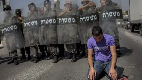 Vitoria acoge la décima edición de Periodismo a Pie de Calle hasta el 30 de agosto Vitoria acoge la décima edición de Periodismo a Pie de Calle hasta el 30 de agosto